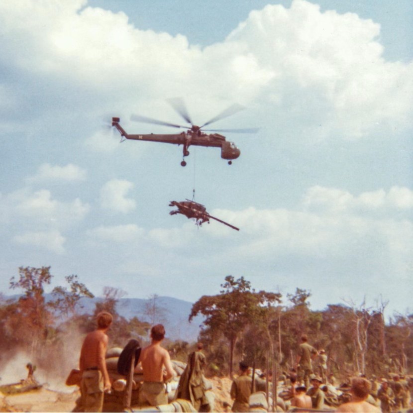 huey-crash-Hilts-Photo.jpg