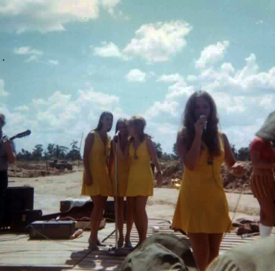 USO show at a fire support base — 1971